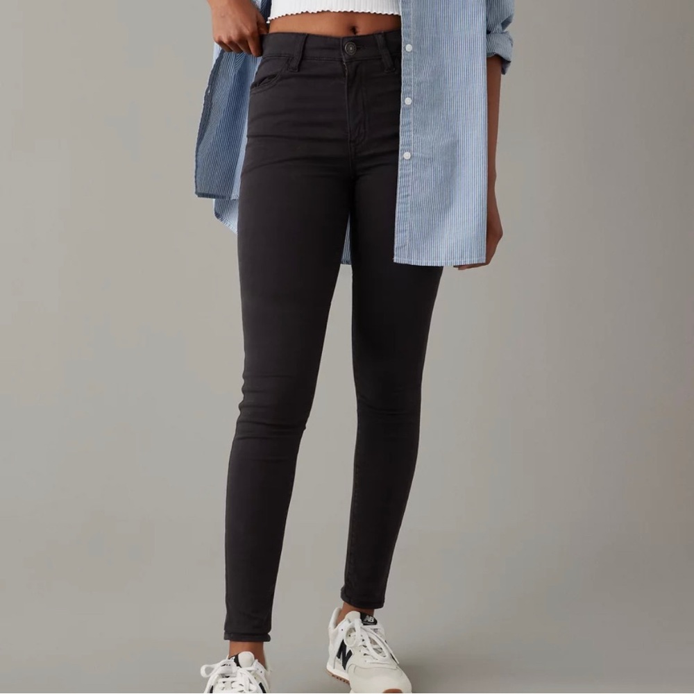 AMERICAN EAGLE BLACK HIGH RISE JEGGINGS SIZE8 LONG